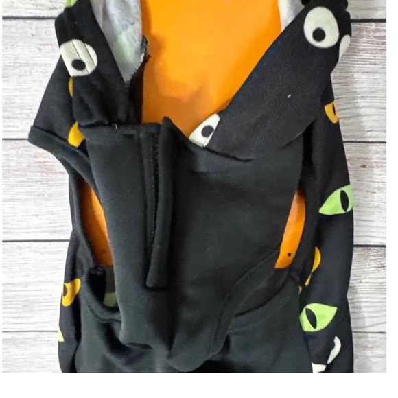 New Hyde and Eek! XS eyeball hoodie. Glows in the dark at night. - Picture 6 of 12